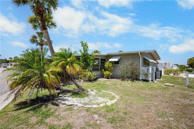5751 Hyacinth RD, Venice, FL 34293
