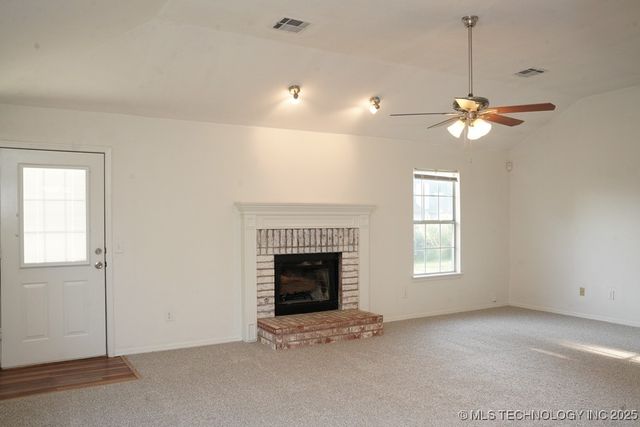 11722 S Gum Avenue, Jenks, OK 74037