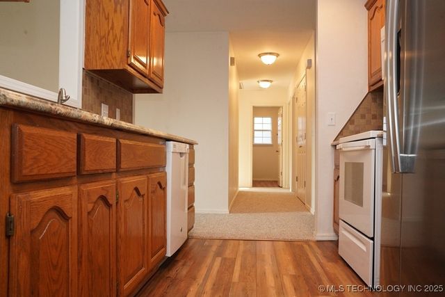 11722 S Gum Avenue, Jenks, OK 74037