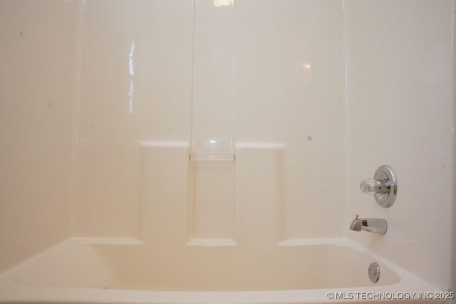 11722 S Gum Avenue, Jenks, OK 74037