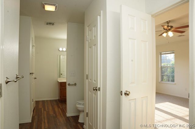 11722 S Gum Avenue, Jenks, OK 74037