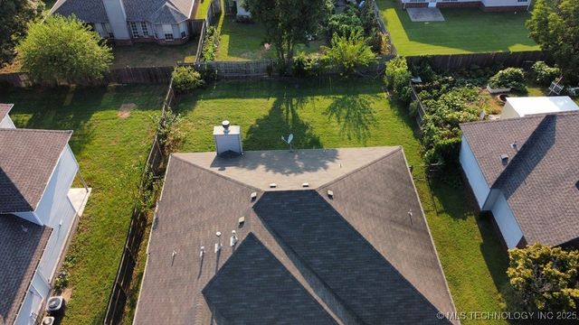 11722 S Gum Avenue, Jenks, OK 74037