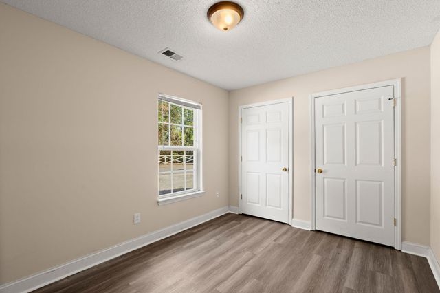 8 Laurel Leaf Lane, Charleston, SC 29412