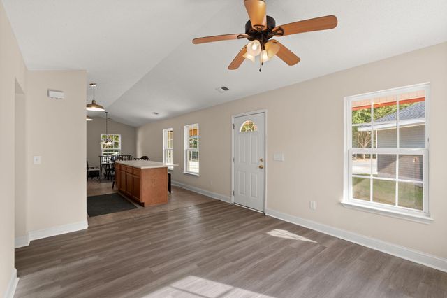 8 Laurel Leaf Lane, Charleston, SC 29412