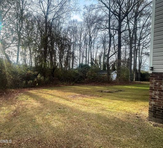 282 Braddock Drive, Lillington, NC 27546