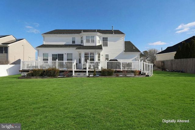337 LEEWARD RD, Manahawkin, NJ 08050