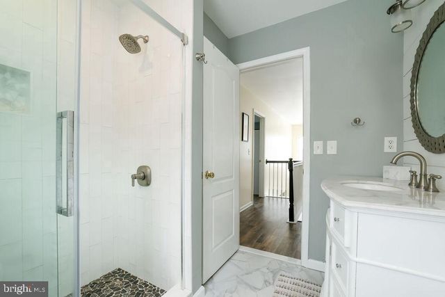 337 LEEWARD RD, Manahawkin, NJ 08050