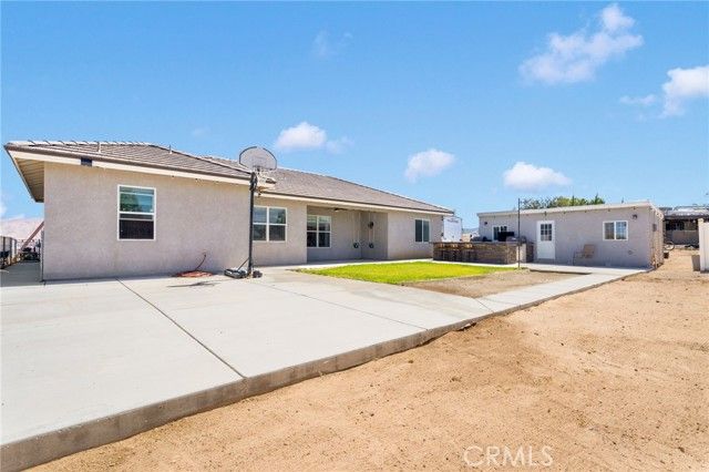 8522 H Avenue, Hesperia, CA 92345