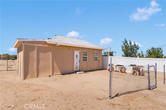 8522 H Avenue, Hesperia, CA 92345