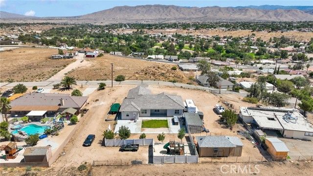 8522 H Avenue, Hesperia, CA 92345
