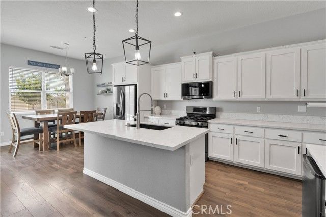 8522 H Avenue, Hesperia, CA 92345