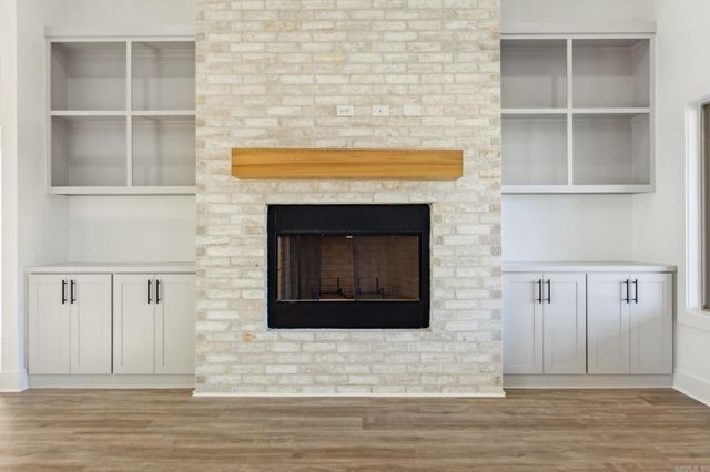 1165 Duke Drive, Bauxite, AR 72011