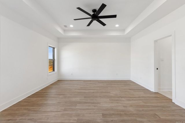 1165 Duke Drive, Bauxite, AR 72011