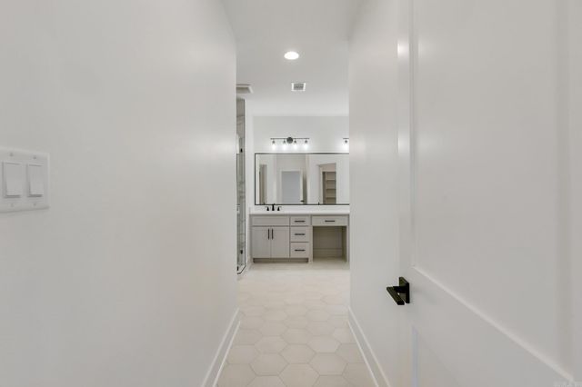 1165 Duke Drive, Bauxite, AR 72011