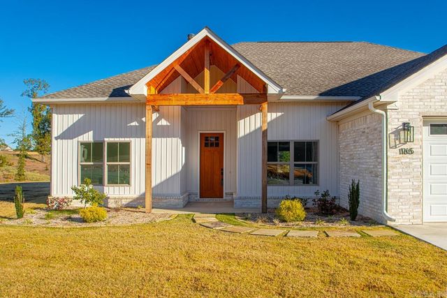 1165 Duke Drive, Bauxite, AR 72011