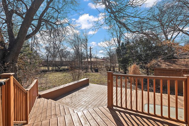 2708 Hawthorne Lane, Flossmoor, IL 60422