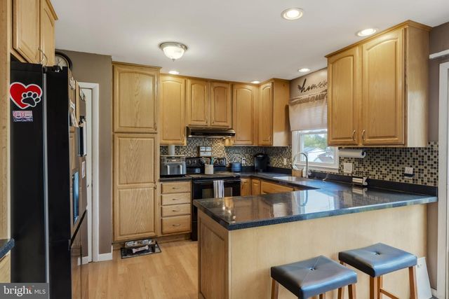 507 CLERMONT DR, Harrisburg, PA 17112