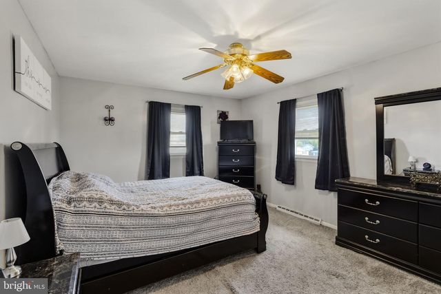 507 CLERMONT DR, Harrisburg, PA 17112