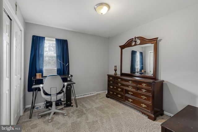 507 CLERMONT DR, Harrisburg, PA 17112