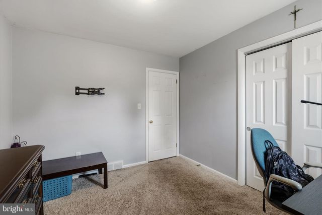 507 CLERMONT DR, Harrisburg, PA 17112