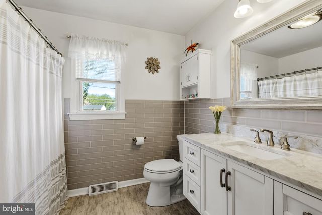 507 CLERMONT DR, Harrisburg, PA 17112