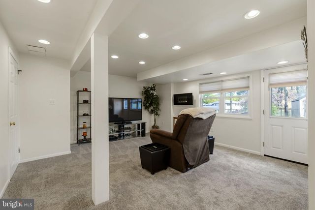 507 CLERMONT DR, Harrisburg, PA 17112