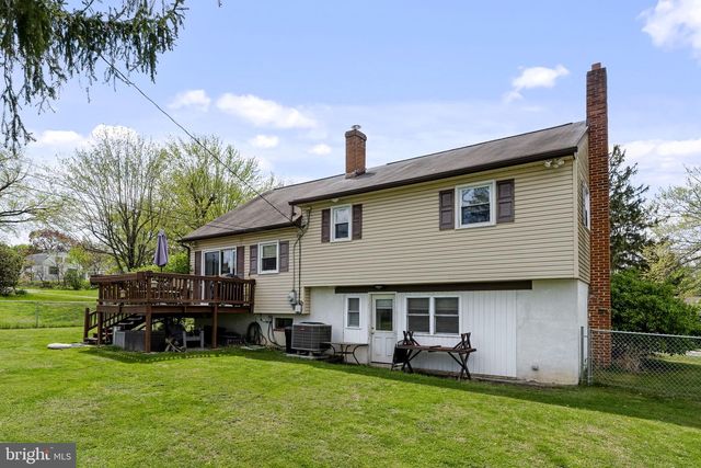 507 CLERMONT DR, Harrisburg, PA 17112