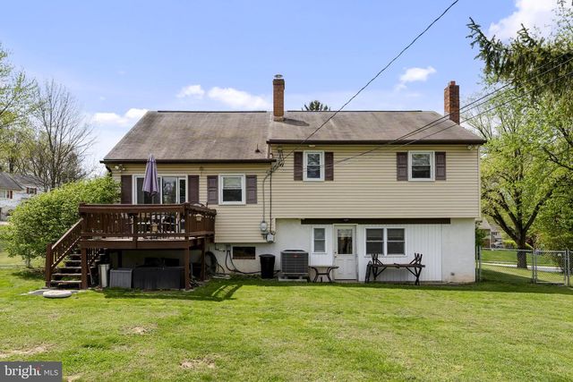 507 CLERMONT DR, Harrisburg, PA 17112