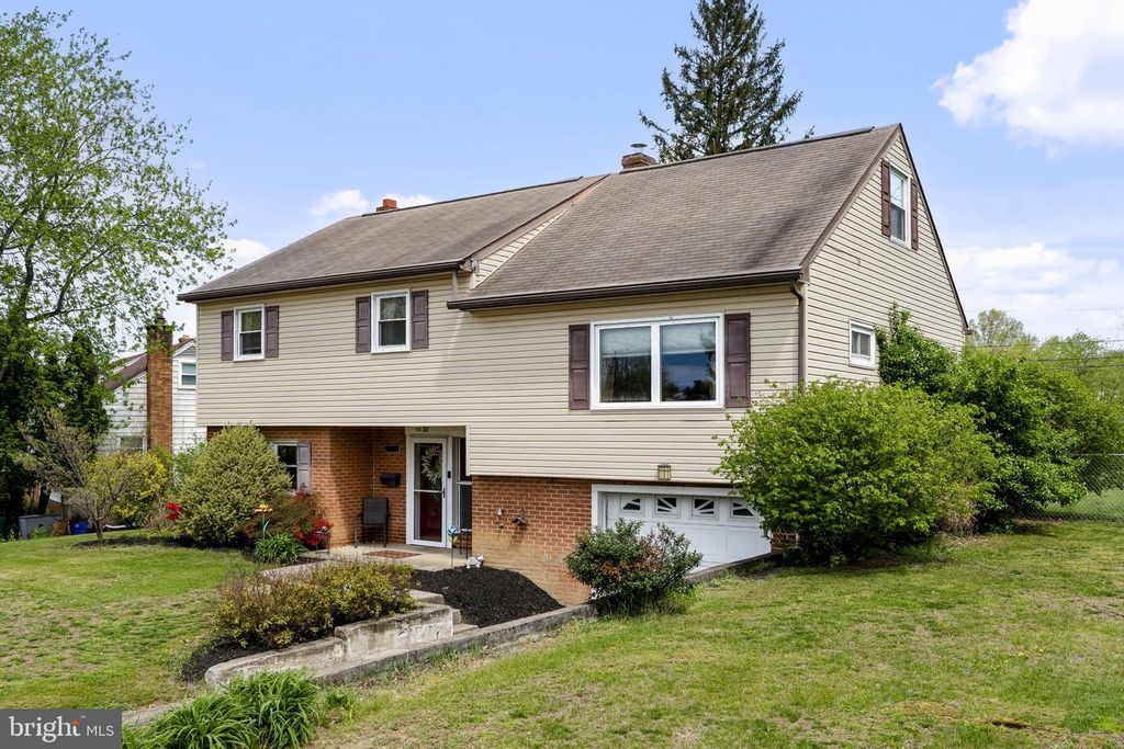 507 CLERMONT DR, Harrisburg, PA 17112