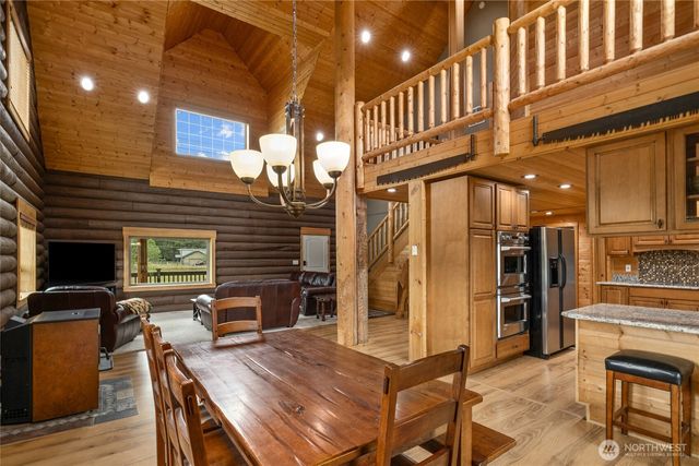 6151 Nelson Siding Road, Cle Elum, WA 98922