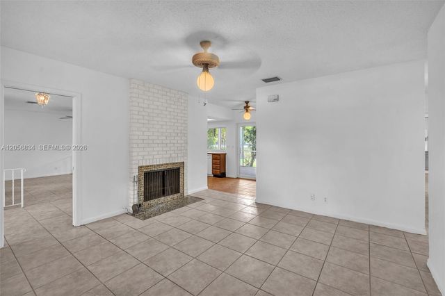 4770 SW 70th Terrace, Davie, FL 33314