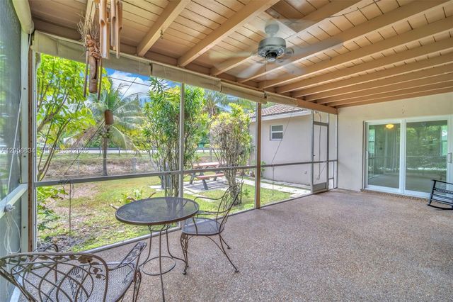 4770 SW 70th Terrace, Davie, FL 33314