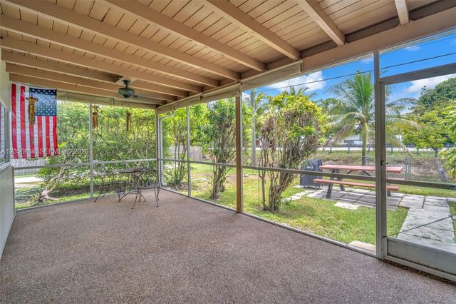 4770 SW 70th Terrace, Davie, FL 33314