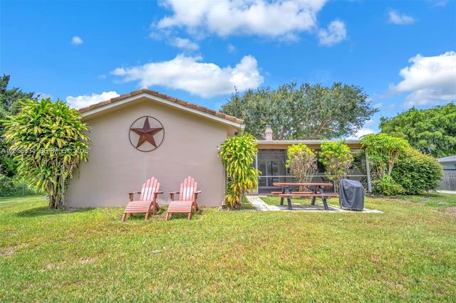4770 SW 70th Terrace, Davie, FL 33314