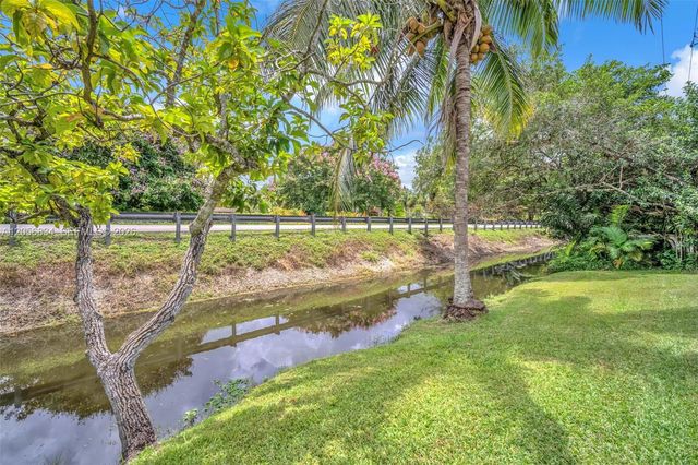 4770 SW 70th Terrace, Davie, FL 33314
