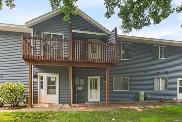 5942 Fernwood Street, Shoreview, MN 55126