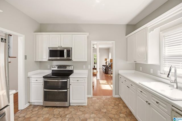 1529 PARKSIDE COURT, Homewood, AL 35209