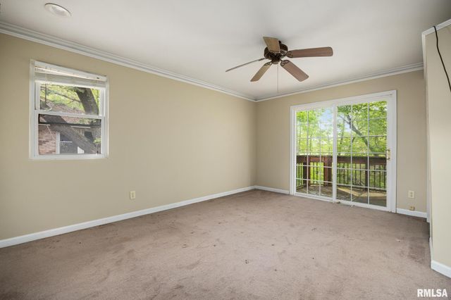 200 CAMPANILE Drive, East Peoria, IL 61611