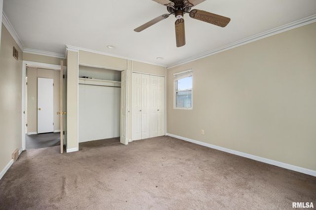 200 CAMPANILE Drive, East Peoria, IL 61611