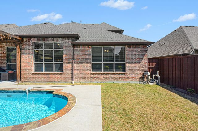 3323 Royal Ridge Drive, Rockwall, TX 75087