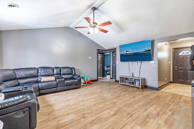 202 S Jefferson Street, Hamlet, IN 46532