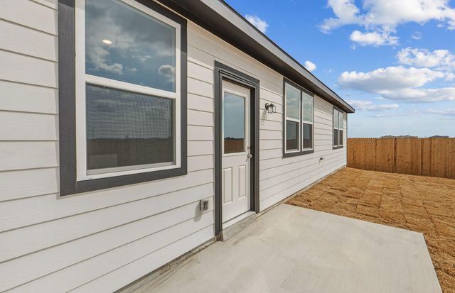 816 Cardenas ST, San Marcos, TX 78666