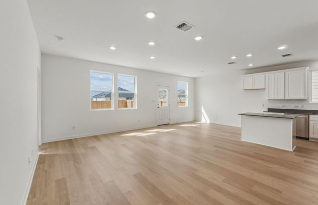 816 Cardenas ST, San Marcos, TX 78666