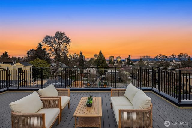 4406 1st Avenue NE, Seattle, WA 98105