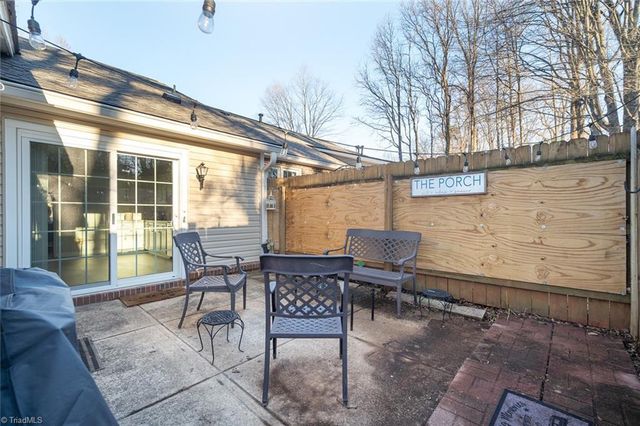 12 Brownstone Lane, Greensboro, NC 27410