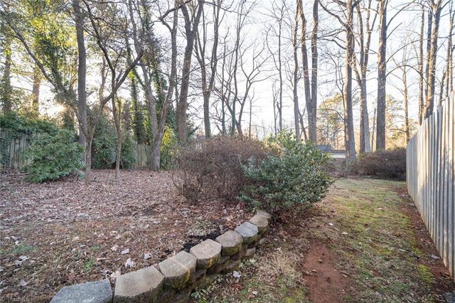 12 Brownstone Lane, Greensboro, NC 27410