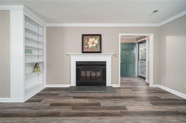 12 Brownstone Lane, Greensboro, NC 27410