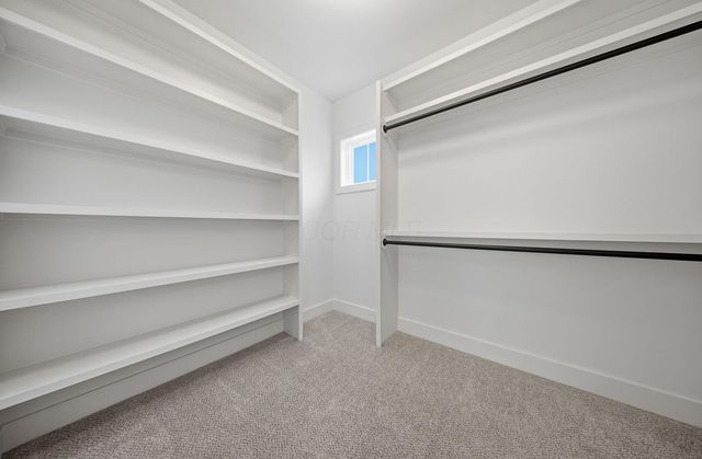 7871 Sparrow Run Drive, Plain City, OH 43064