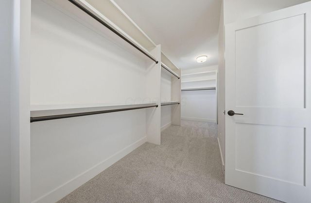 7871 Sparrow Run Drive, Plain City, OH 43064