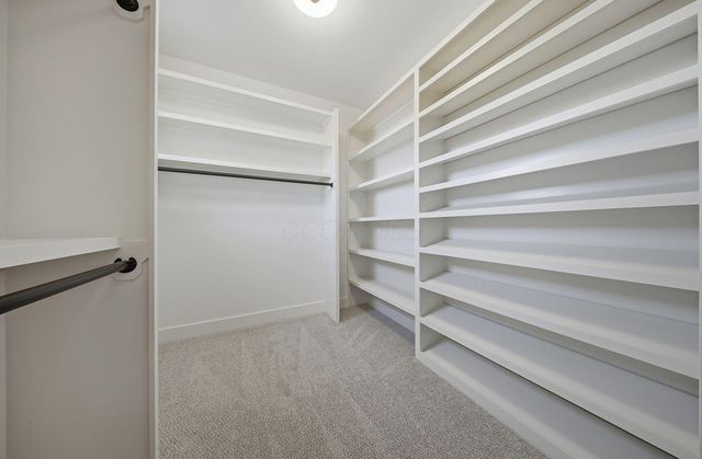 7871 Sparrow Run Drive, Plain City, OH 43064